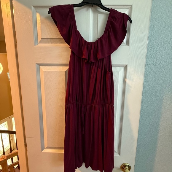 Red Ruffled Ruched Maxi Sundress - Picture 4 of 16